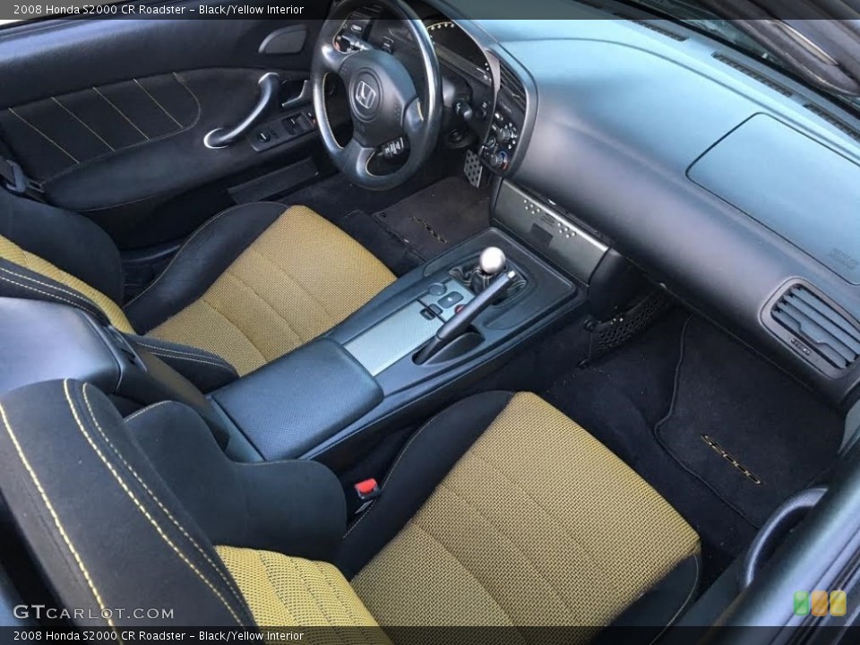 Black/Yellow Interior Photo for the 2008 Honda S2000 CR Roadster #113271376
