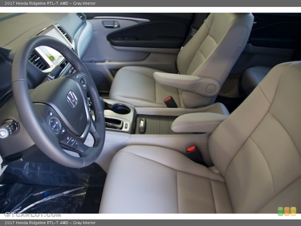 Gray Interior Photo for the 2017 Honda Ridgeline RTL-T AWD #114159873