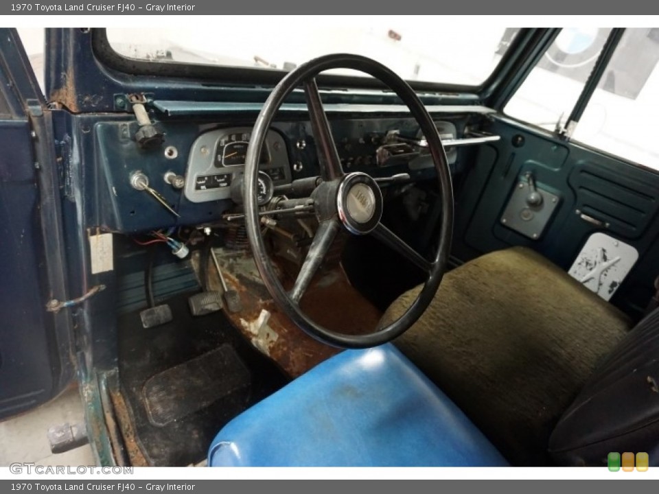 Gray Interior Photo for the 1970 Toyota Land Cruiser FJ40 #114175504