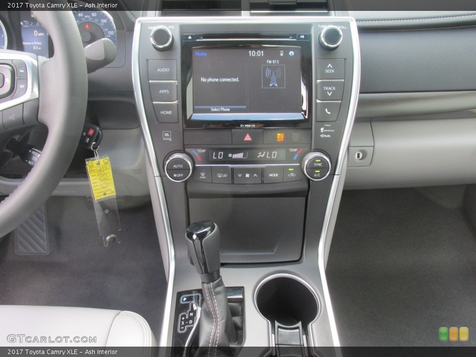 Ash Interior Controls for the 2017 Toyota Camry XLE #114203832