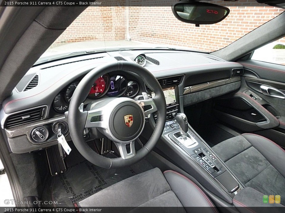 Black 2015 Porsche 911 Interiors