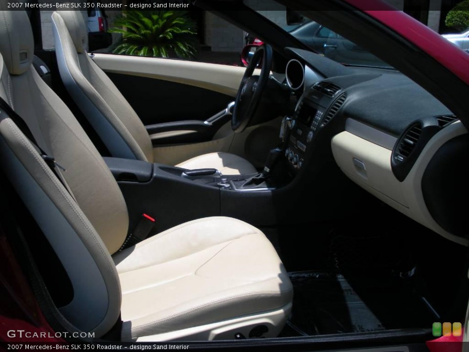 designo Sand Interior Photo for the 2007 Mercedes-Benz SLK 350 Roadster #11441954