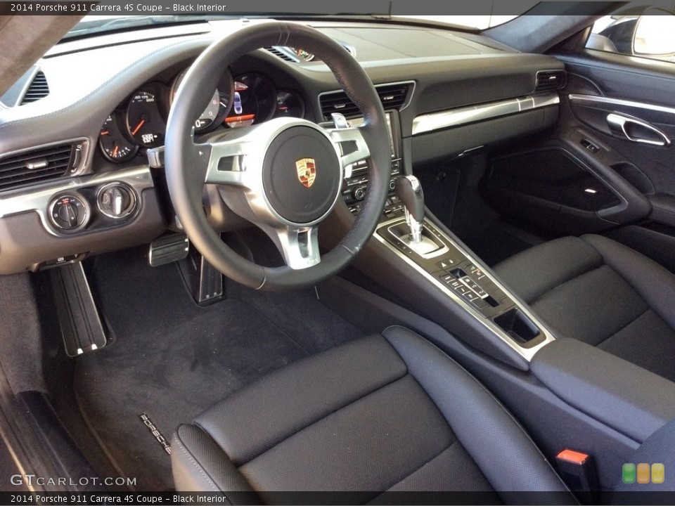 Black Interior Photo for the 2014 Porsche 911 Carrera 4S Coupe #114429199