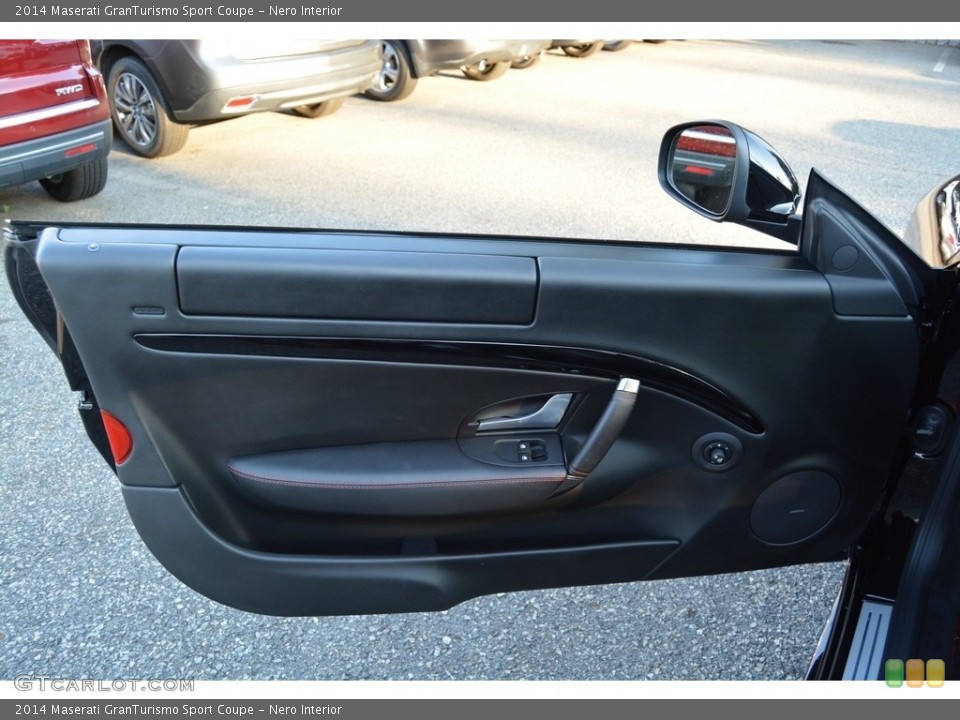 Nero Interior Door Panel for the 2014 Maserati GranTurismo Sport Coupe #114532815