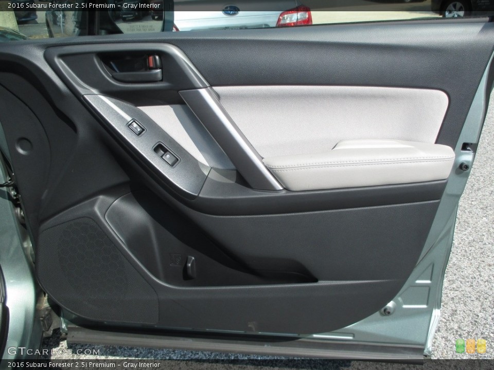 Gray Interior Door Panel for the 2016 Subaru Forester 2.5i Premium #114643371