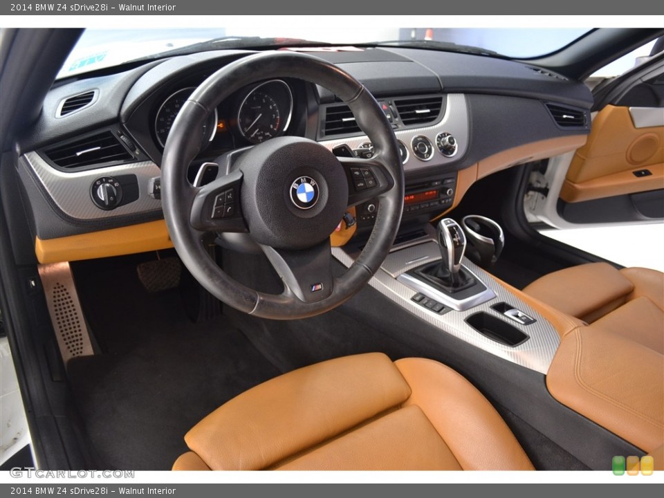 Walnut Interior Photo for the 2014 BMW Z4 sDrive28i #114648961