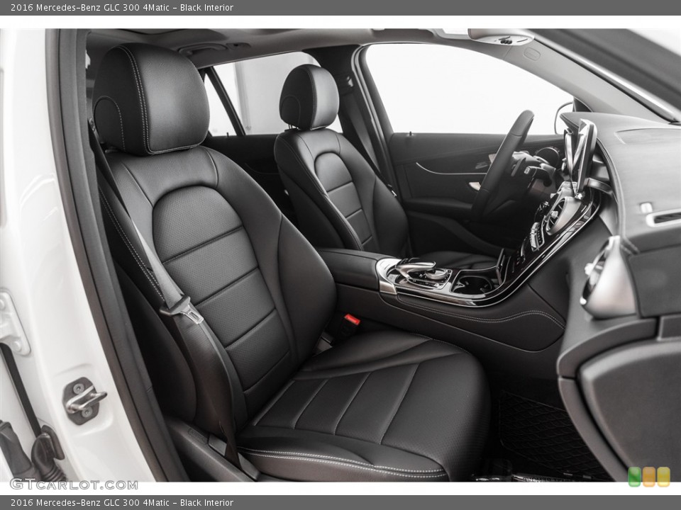 Black Interior Photo for the 2016 Mercedes-Benz GLC 300 4Matic #114718620