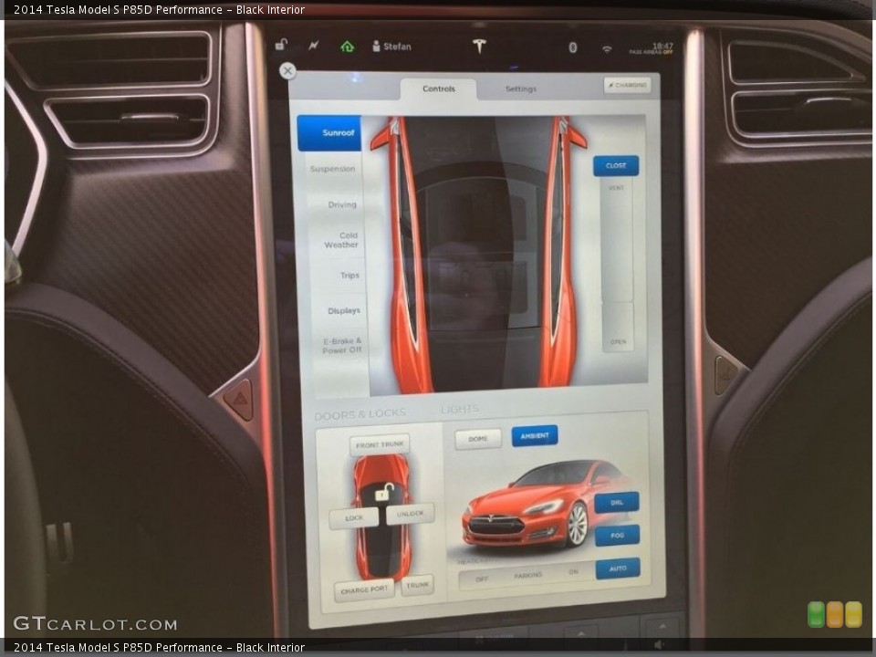 Black Interior Controls for the 2014 Tesla Model S P85D Performance #114769619