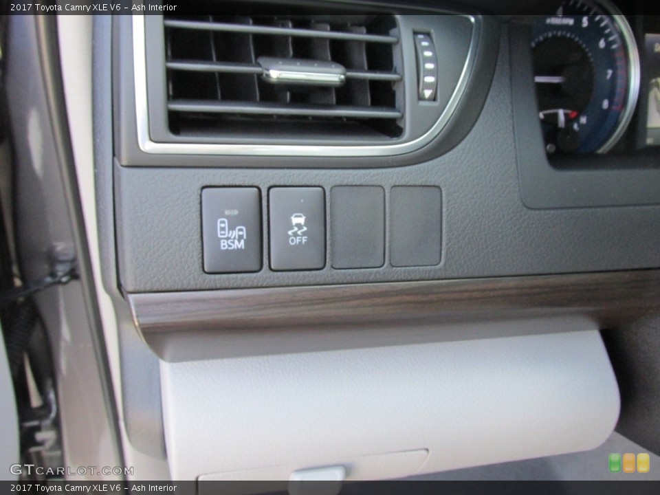 Ash Interior Controls for the 2017 Toyota Camry XLE V6 #114777266