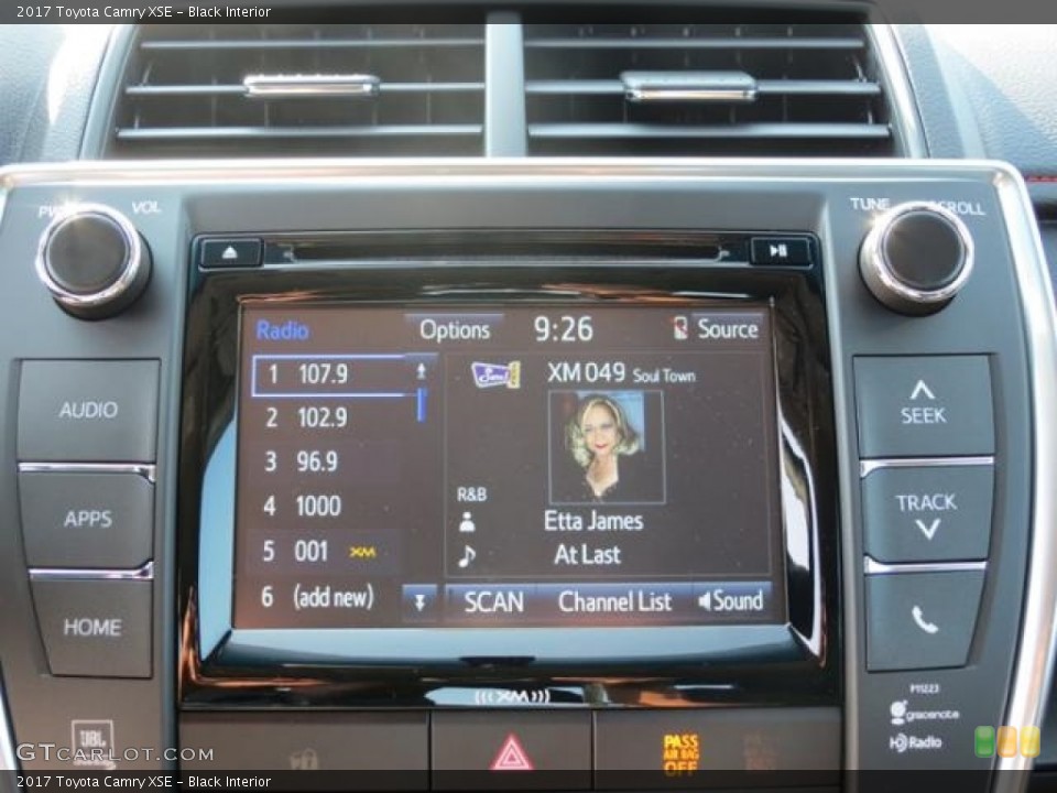 Black Interior Controls for the 2017 Toyota Camry XSE #114806617