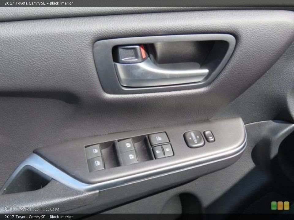 Black Interior Controls for the 2017 Toyota Camry SE #114811786