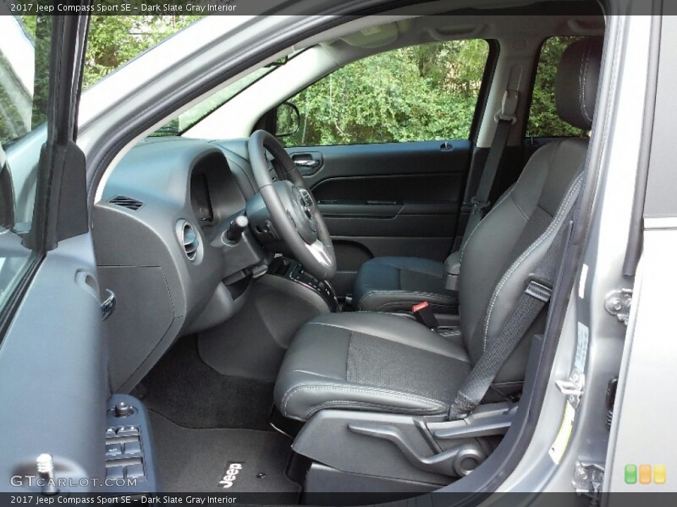 Dark Slate Gray Interior Photo for the 2017 Jeep Compass Sport SE #115017664