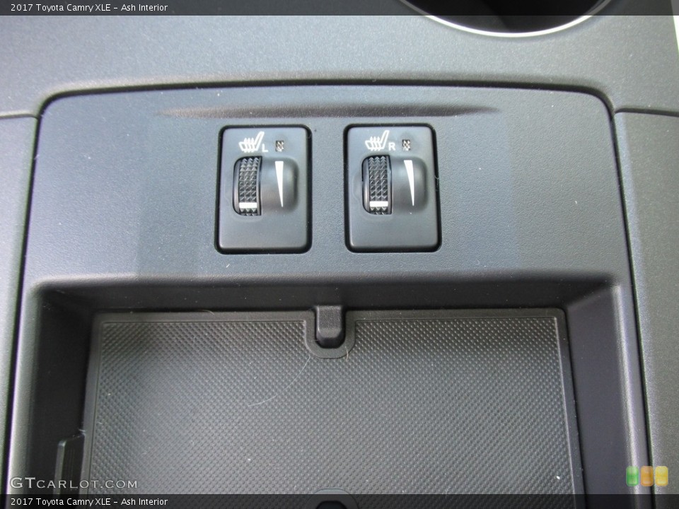 Ash Interior Controls for the 2017 Toyota Camry XLE #115063161
