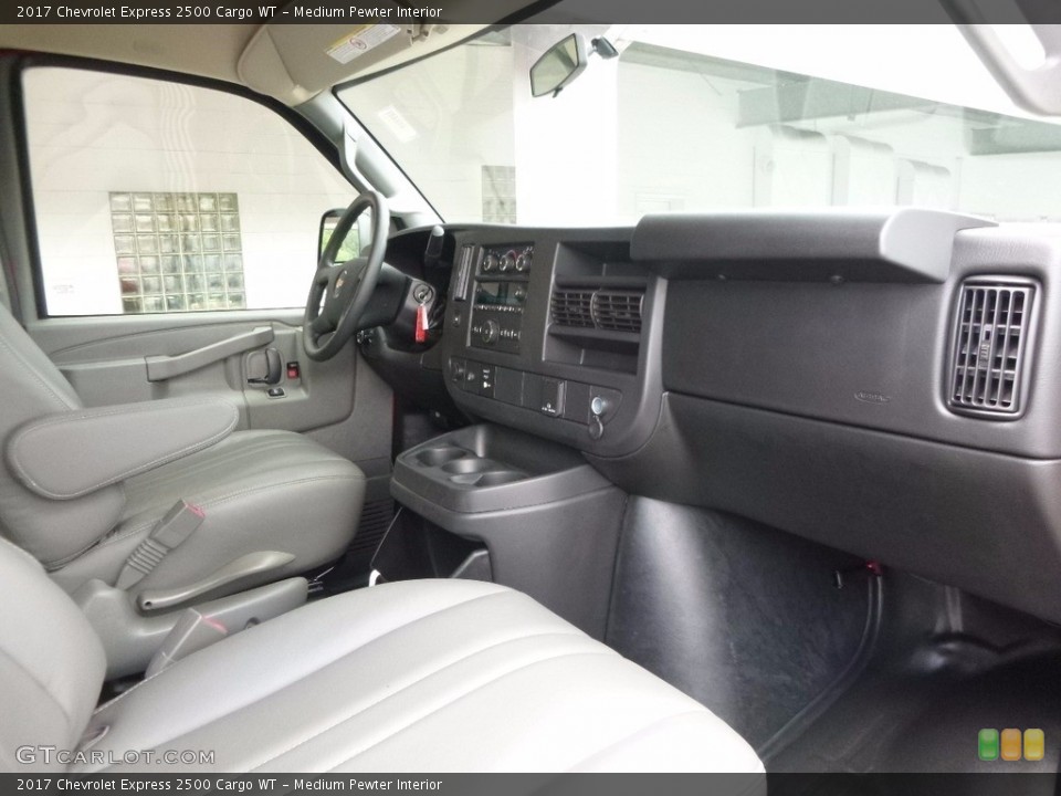 Medium Pewter Interior Photo for the 2017 Chevrolet Express 2500 Cargo WT #115075934