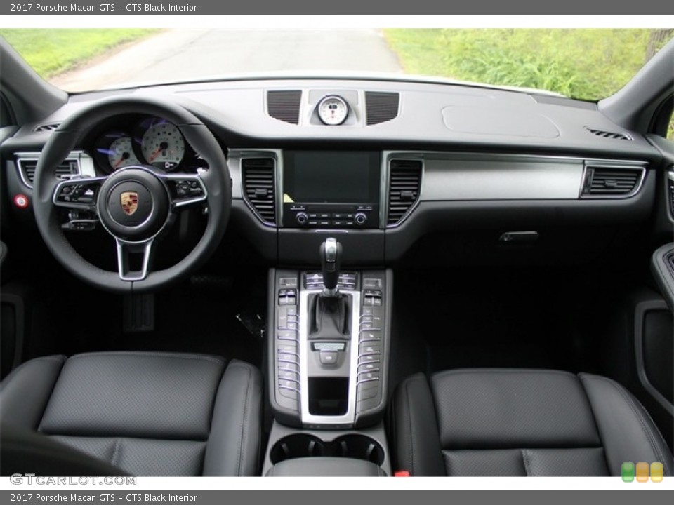 GTS Black Interior Prime Interior for the 2017 Porsche Macan GTS #115088965