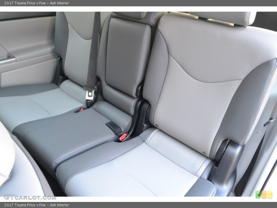 Ash Interior Rear Seat for the 2017 Toyota Prius v Five #115098905