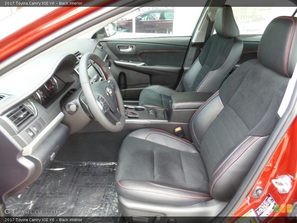 Black Interior Photo for the 2017 Toyota Camry XSE V6 #115142144