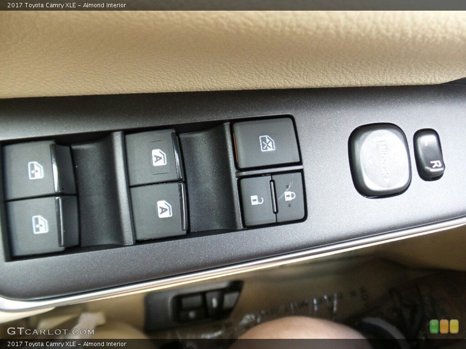 Almond Interior Controls for the 2017 Toyota Camry XLE #115144043