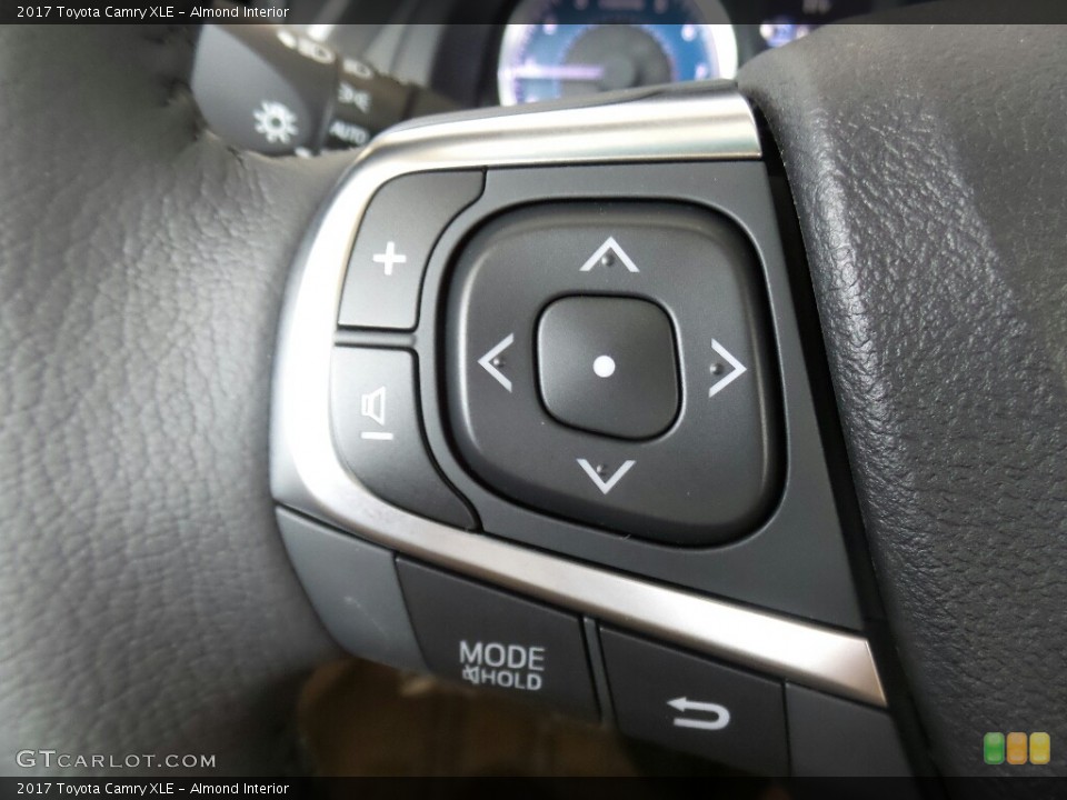 Almond Interior Controls for the 2017 Toyota Camry XLE #115144216