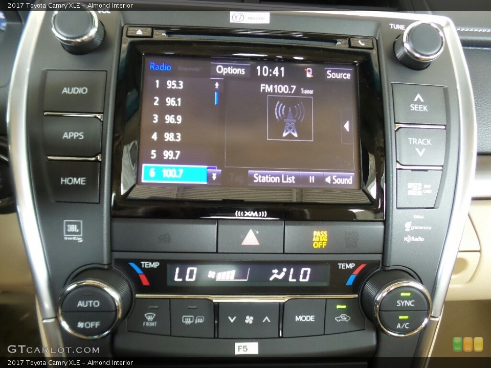 Almond Interior Controls for the 2017 Toyota Camry XLE #115144283