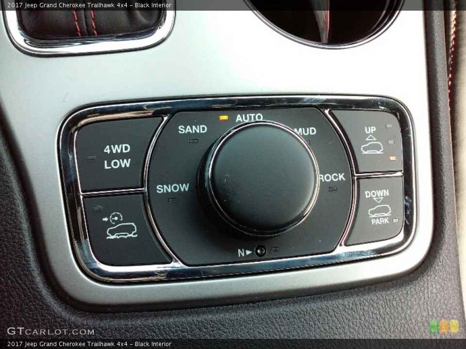 Black Interior Controls for the 2017 Jeep Grand Cherokee Trailhawk 4x4 #115146920