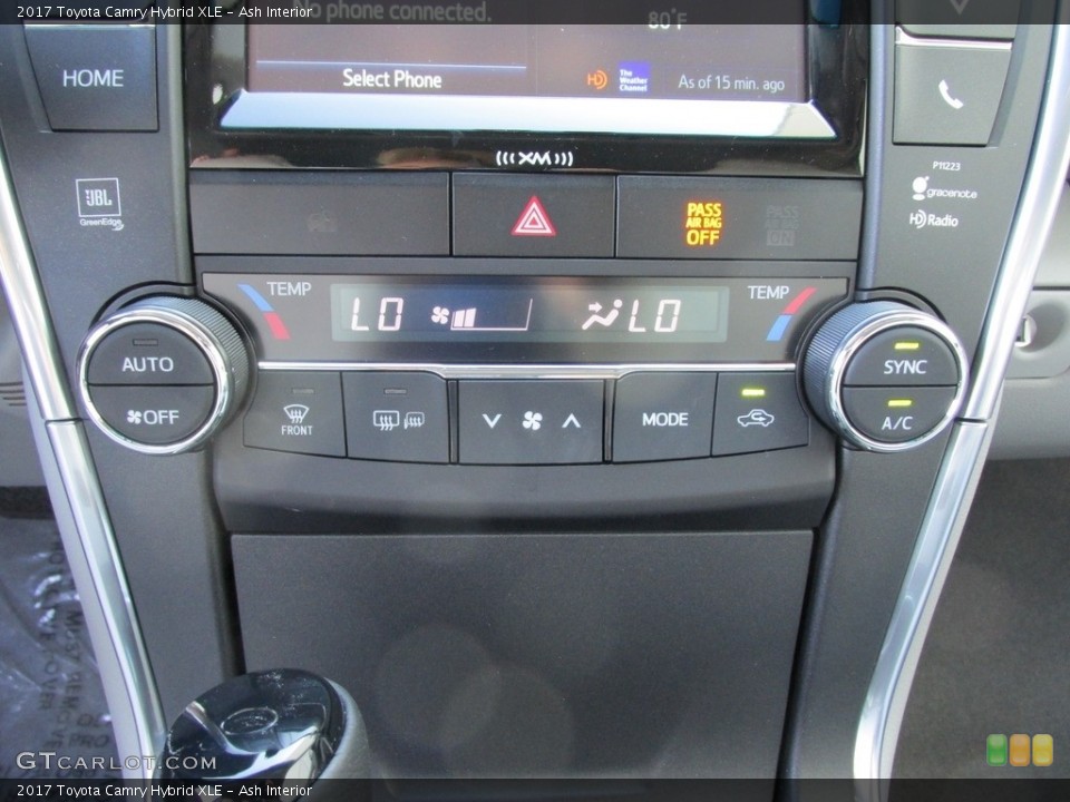 Ash Interior Controls for the 2017 Toyota Camry Hybrid XLE #115282810