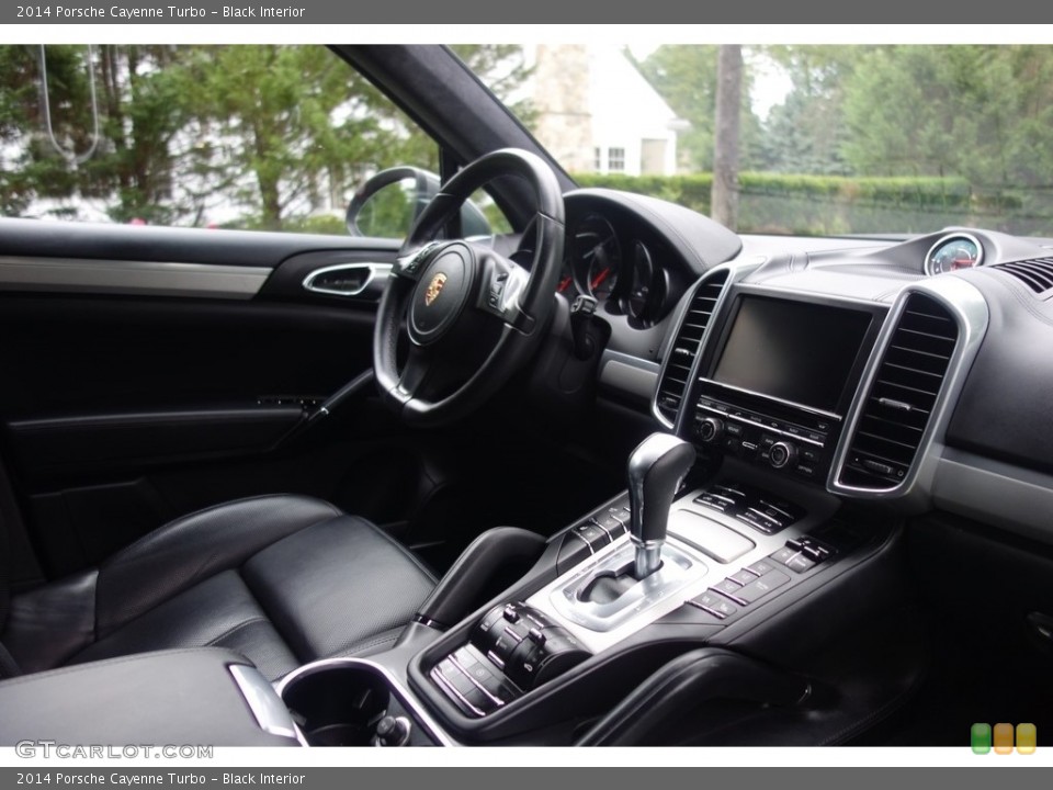 Black Interior Controls for the 2014 Porsche Cayenne Turbo #115285984