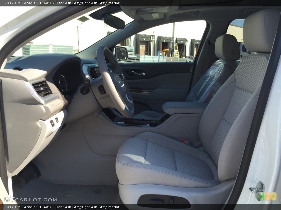 Dark Ash Gray/Light Ash Gray Interior Photo for the 2017 GMC Acadia SLE AWD #115293446