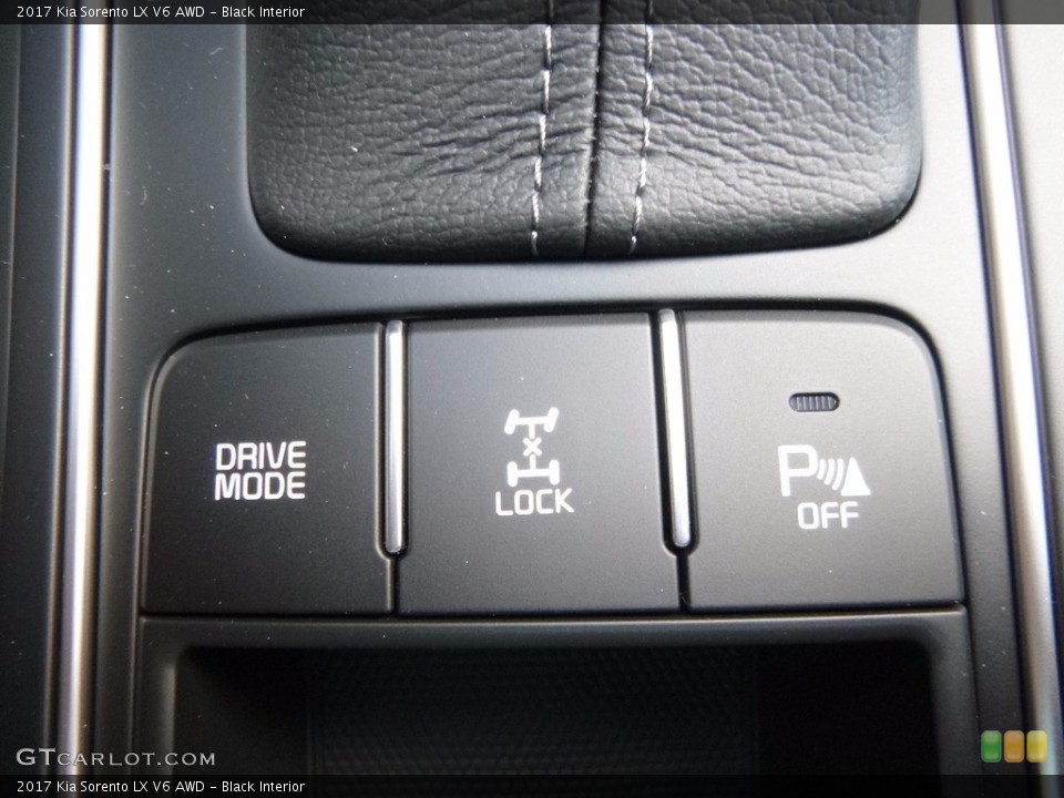 Black Interior Controls for the 2017 Kia Sorento LX V6 AWD #115311467