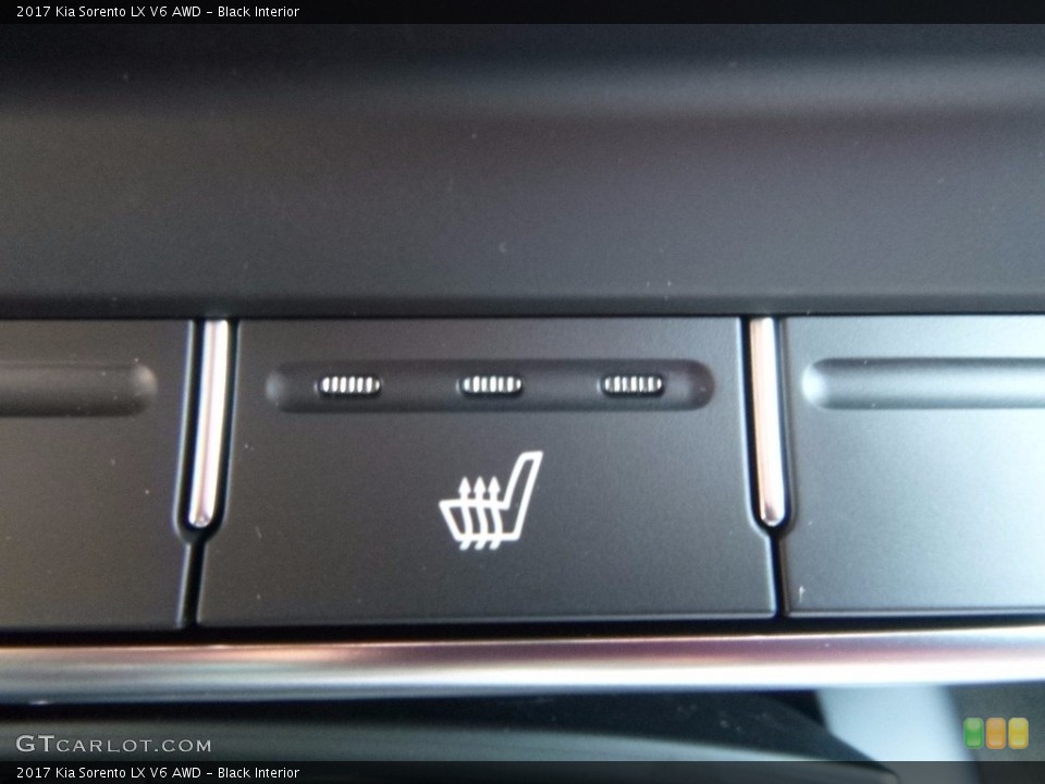 Black Interior Controls for the 2017 Kia Sorento LX V6 AWD #115311482