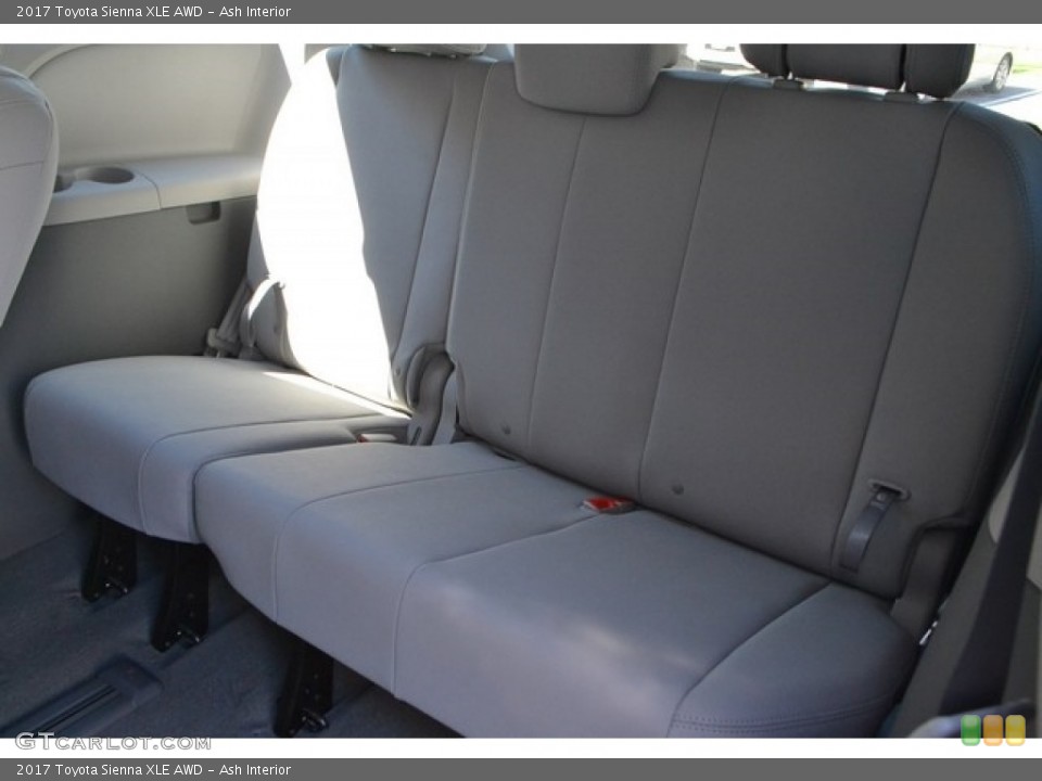 Ash Interior Rear Seat for the 2017 Toyota Sienna XLE AWD #115378161