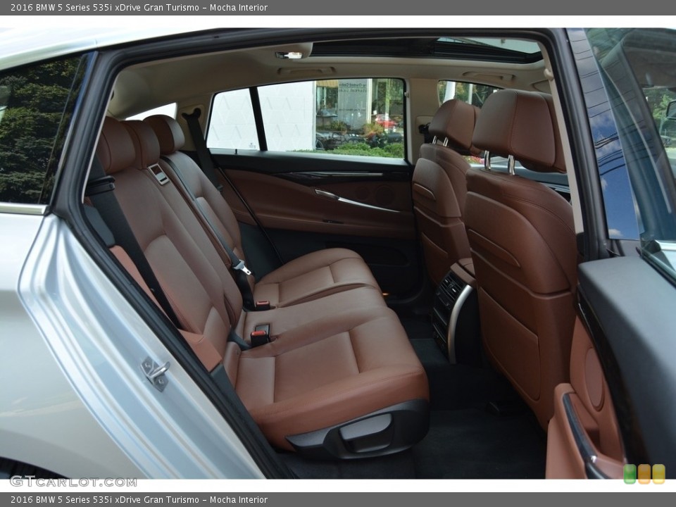Mocha Interior Rear Seat for the 2016 BMW 5 Series 535i xDrive Gran Turismo #115420332