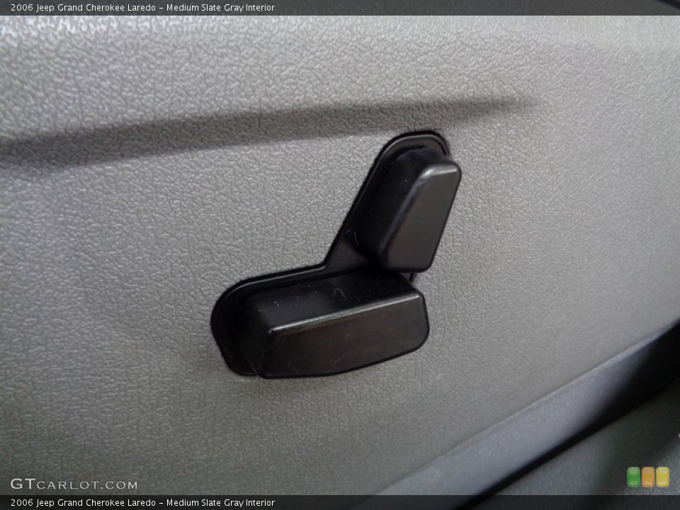Medium Slate Gray Interior Controls for the 2006 Jeep Grand Cherokee Laredo #115509829