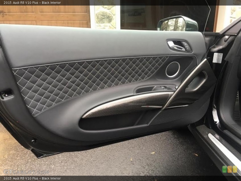 Black Interior Door Panel for the 2015 Audi R8 V10 Plus #115534928