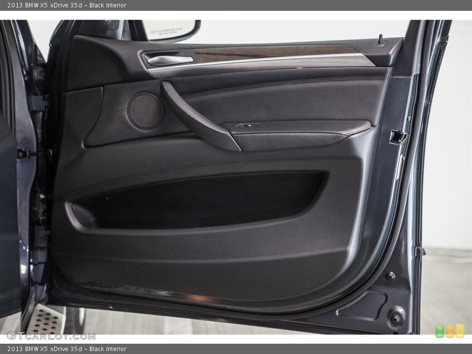Black Interior Door Panel for the 2013 BMW X5 xDrive 35d #115544046