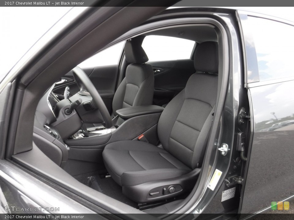 Jet Black Interior Photo for the 2017 Chevrolet Malibu LT #115547798