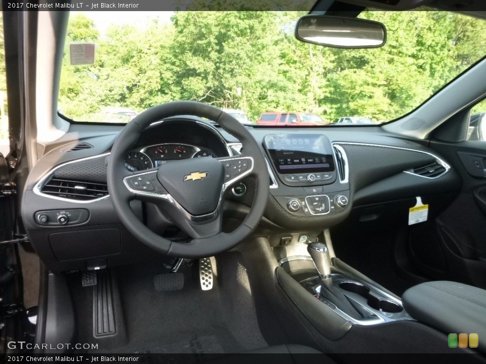 Jet Black Interior Photo for the 2017 Chevrolet Malibu LT #115552103
