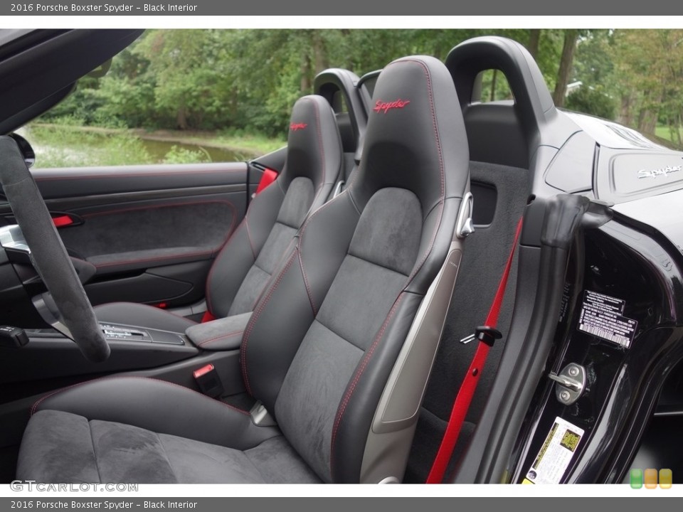 Black Interior Photo for the 2016 Porsche Boxster Spyder #115555727
