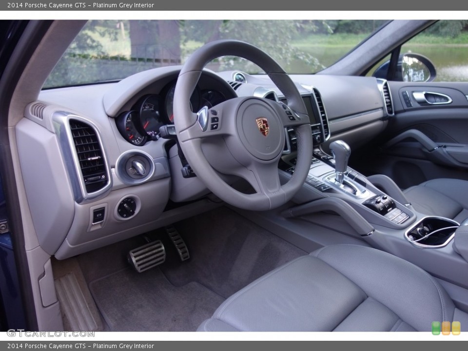 Platinum Grey 2014 Porsche Cayenne Interiors