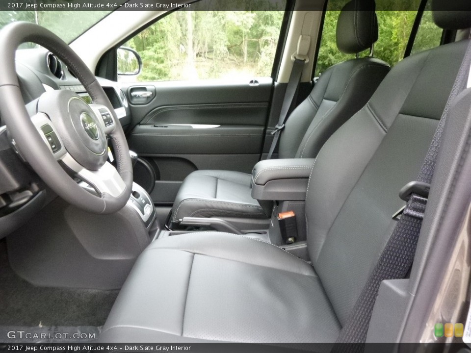 Dark Slate Gray Interior Photo for the 2017 Jeep Compass High Altitude 4x4 #115574912