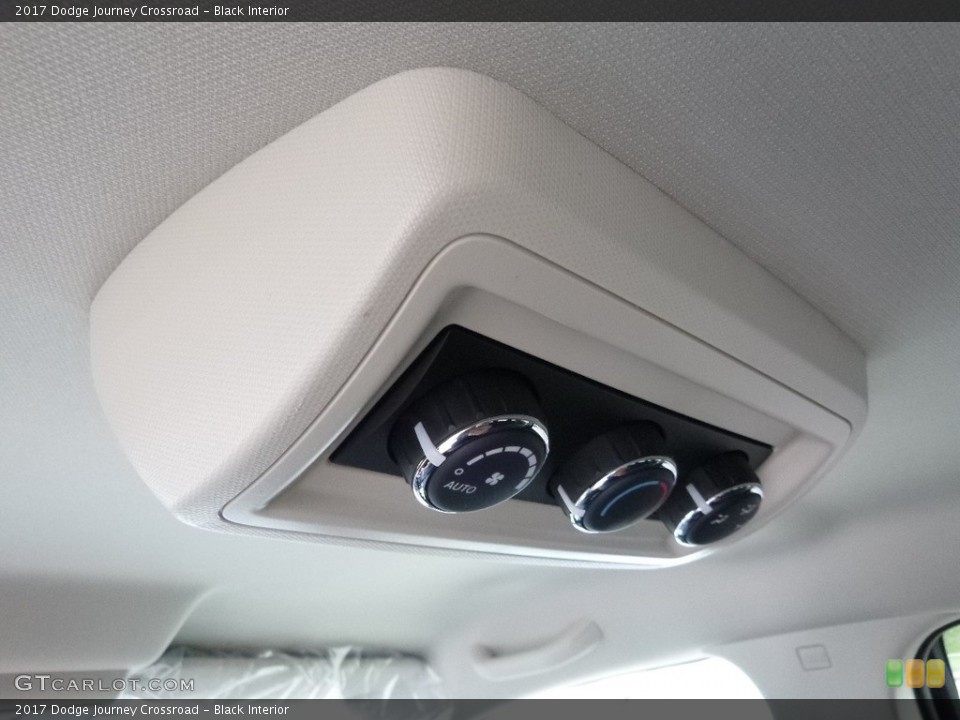 Black Interior Controls for the 2017 Dodge Journey Crossroad #115578809