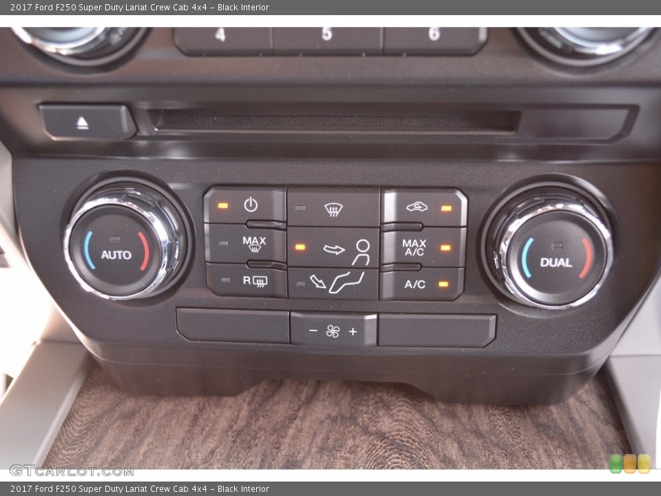 Black Interior Controls for the 2017 Ford F250 Super Duty Lariat Crew Cab 4x4 #115597088