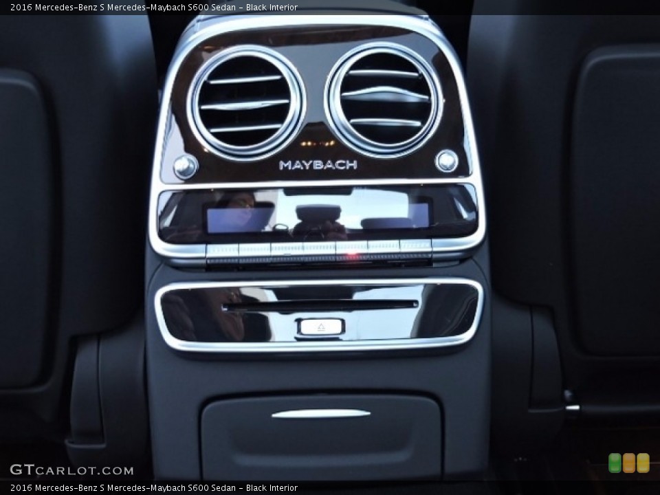 Black Interior Controls for the 2016 Mercedes-Benz S Mercedes-Maybach S600 Sedan #115696525
