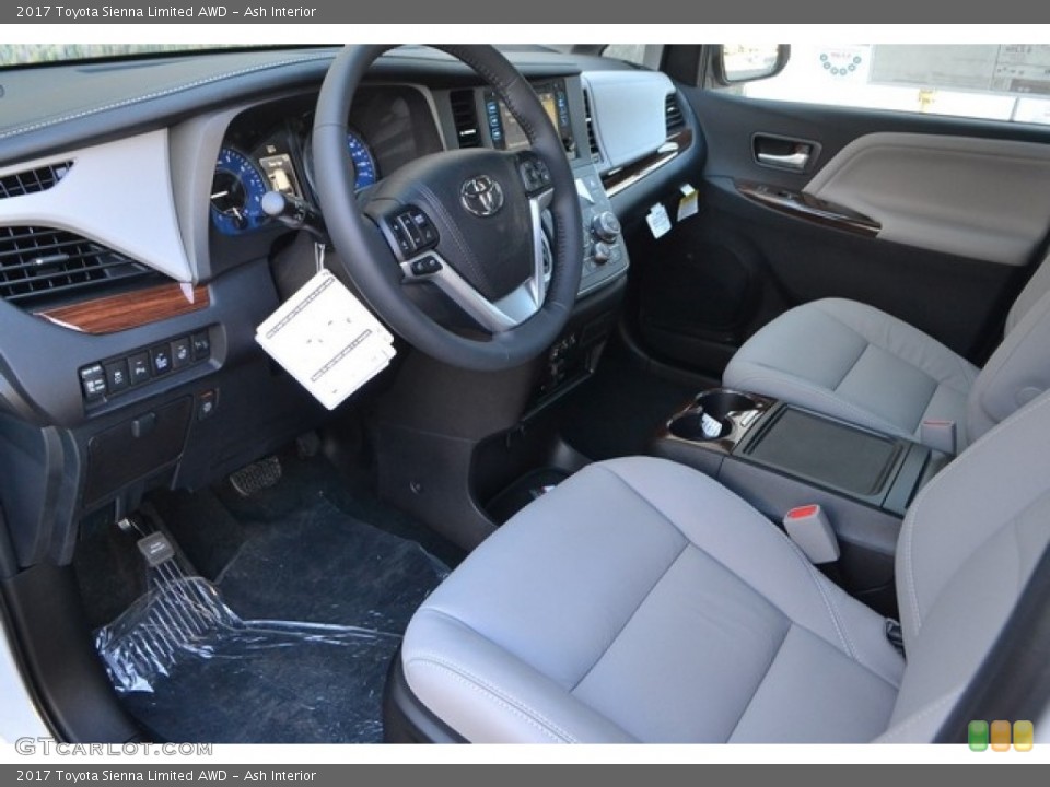 Ash Interior Photo for the 2017 Toyota Sienna Limited AWD #115700745