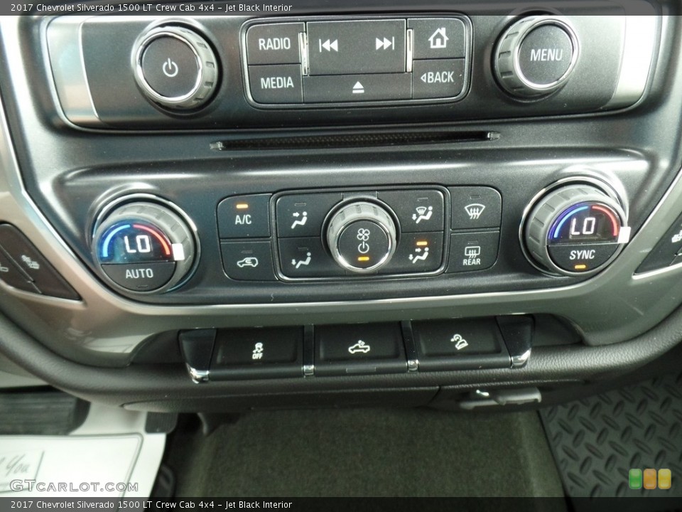 Jet Black Interior Controls for the 2017 Chevrolet Silverado 1500 LT Crew Cab 4x4 #115704393