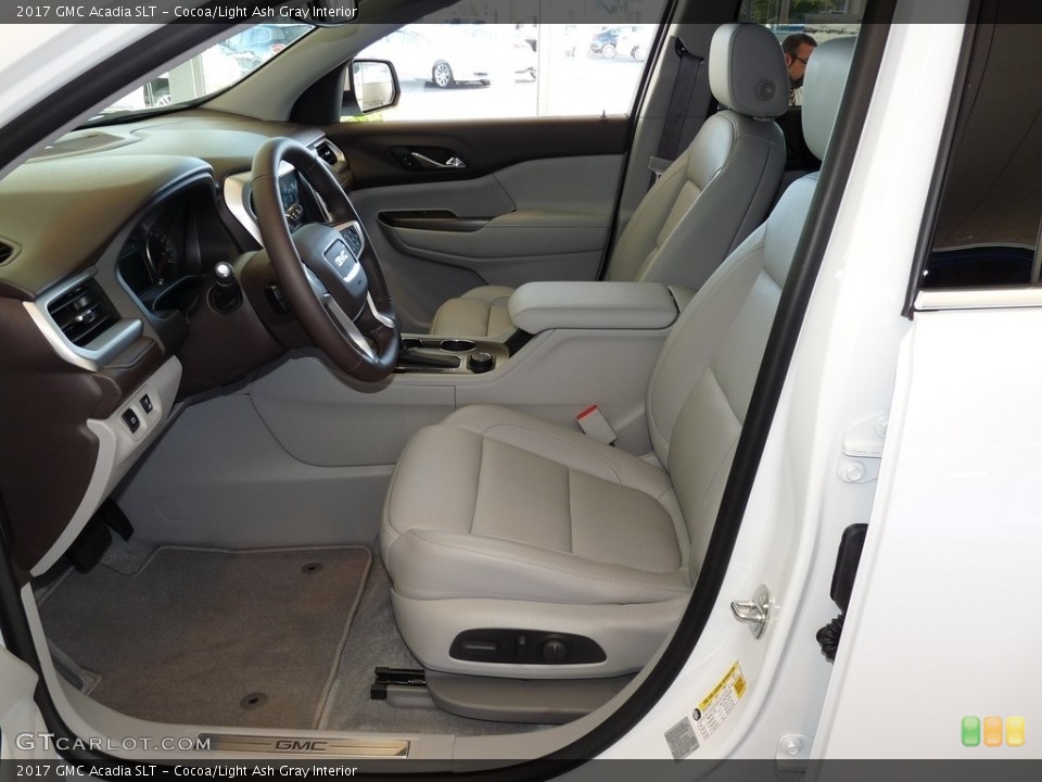 Cocoa/Light Ash Gray Interior Photo for the 2017 GMC Acadia SLT #115729846