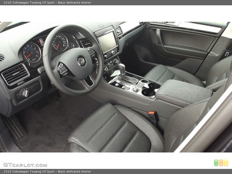 Black Anthracite Interior Photo for the 2016 Volkswagen Touareg V6 Sport #115791837