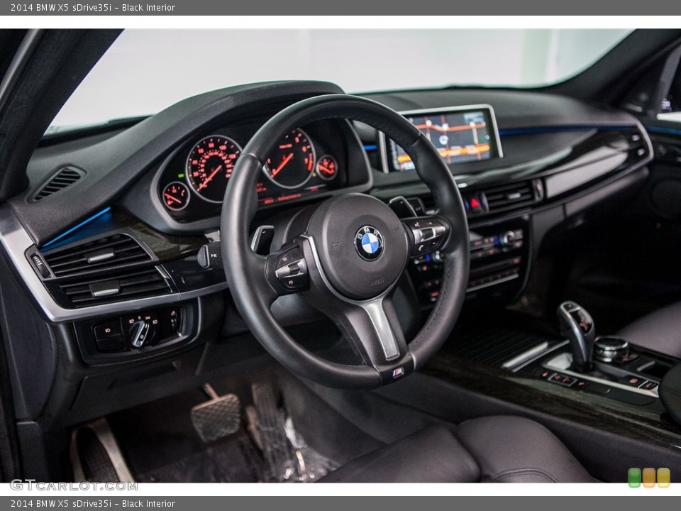 Black Interior Dashboard for the 2014 BMW X5 sDrive35i #115799604
