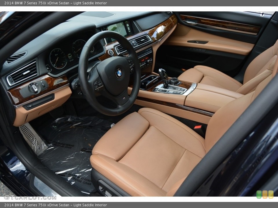 Light Saddle Interior Photo for the 2014 BMW 7 Series 750i xDrive Sedan #115800951
