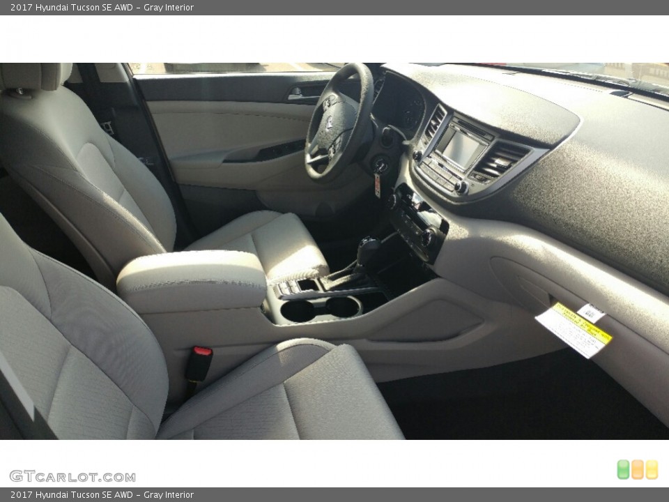 Gray Interior Photo for the 2017 Hyundai Tucson SE AWD #115831794